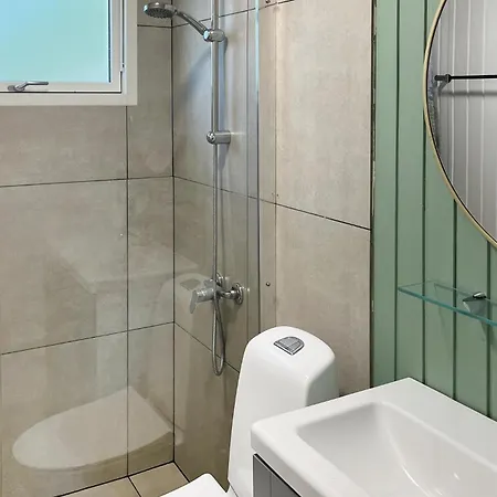 4 Bedroom Stunning In Prázdninový dům Hals